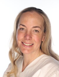 Portrait von Dr. Andrea Frohnwieser
