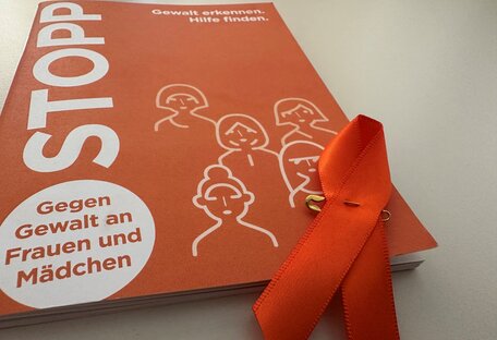 „16 Tage gegen Gewalt“: Landeskliniken sensibilisieren zum wichtigen Thema Gewalt an Frauen und Mädchen